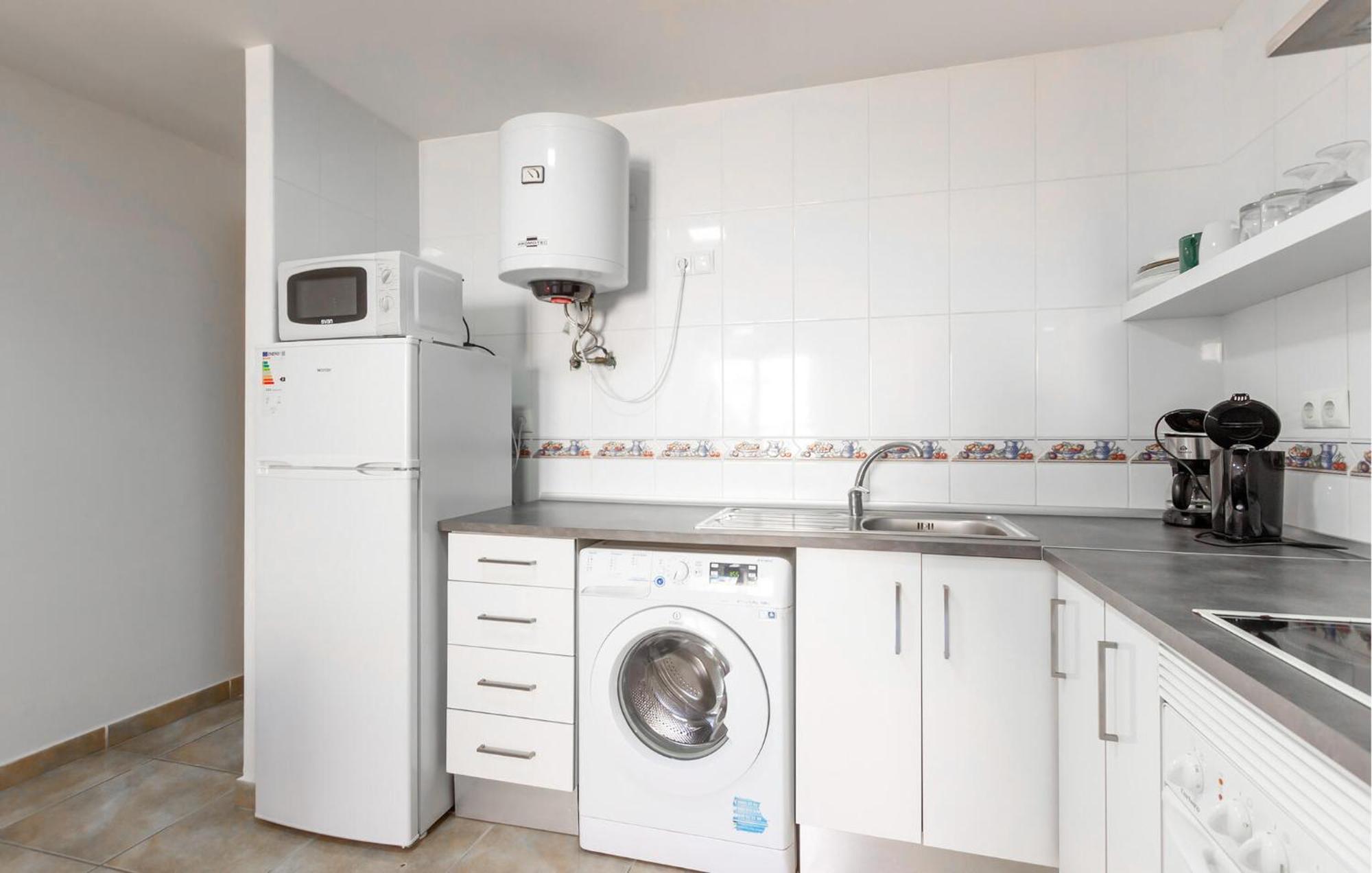 Amazing Apartment In Santa Pola Exteriér fotografie